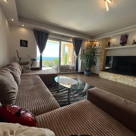 Villa Somlyo Fot