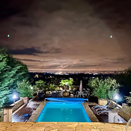 Somlyo Villa